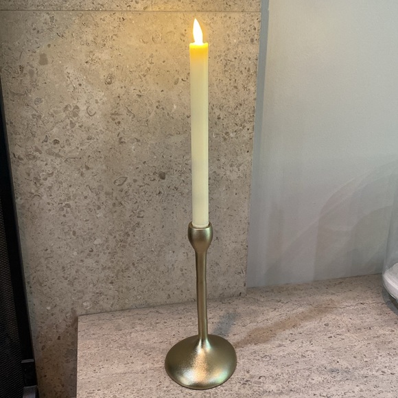 Battery Operated Faux Candles. Set Of 2. - Picture 7 of 8